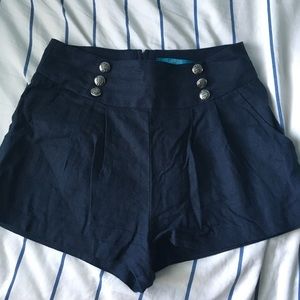 Highwaist Blue Linen Shorts